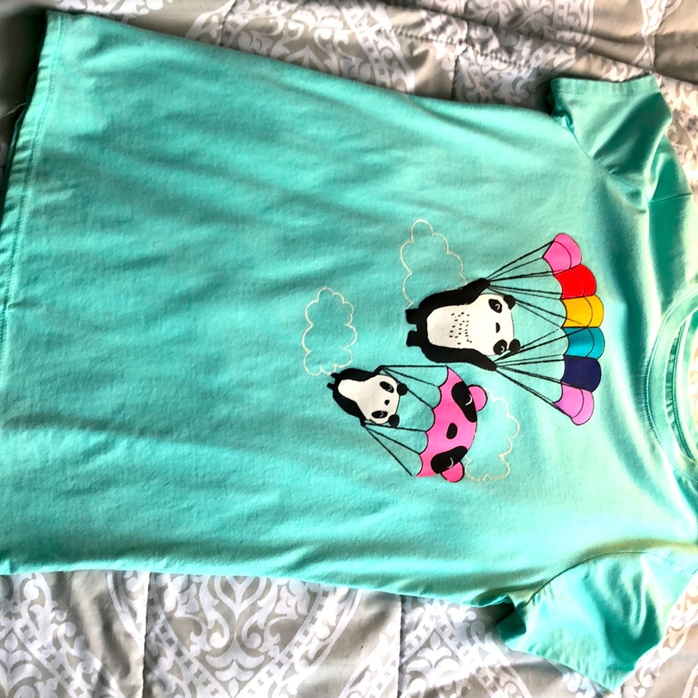 Cute shirt, comfy